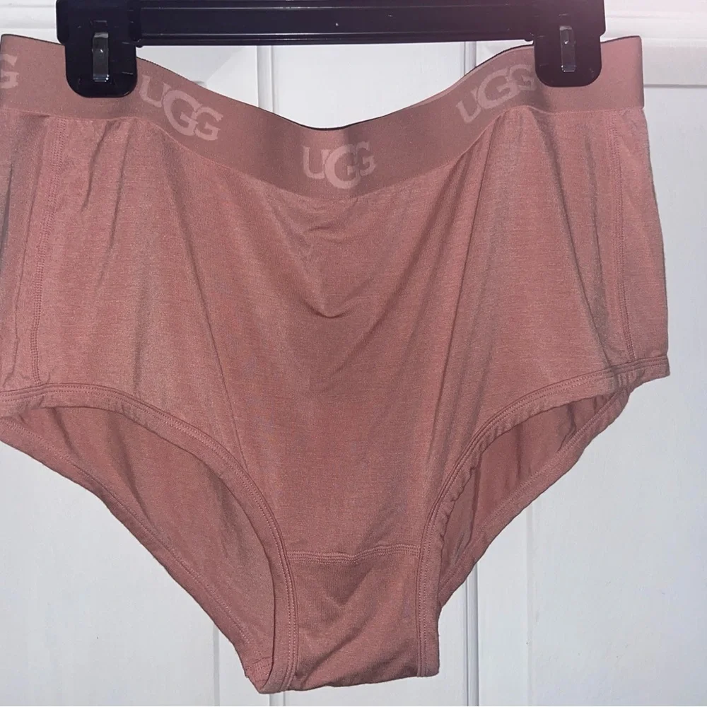 UGG High-Waist Briefs cheeky boy short in Dusty Rose Mauve